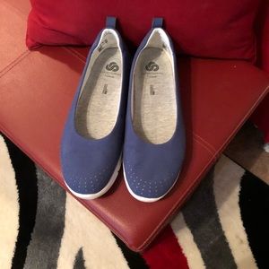 Clark’s Clound Steppers sz 8